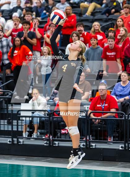 Thumbnail 3 in Maple Mountain vs. Bountiful (UHSAA 5A Final) photogallery.