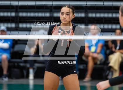 Thumbnail 3 in Maple Mountain vs. Bountiful (UHSAA 5A Final) photogallery.