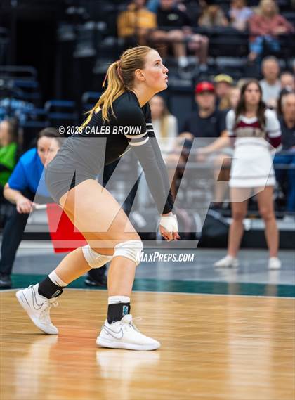 Thumbnail 1 in Maple Mountain vs. Bountiful (UHSAA 5A Final) photogallery.