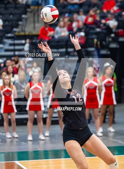 Thumbnail 3 in Maple Mountain vs. Bountiful (UHSAA 5A Final) photogallery.