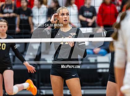Thumbnail 1 in Maple Mountain vs. Bountiful (UHSAA 5A Final) photogallery.