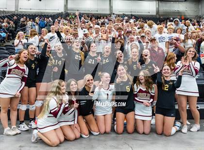Thumbnail 2 in Maple Mountain vs. Bountiful (UHSAA 5A Final) photogallery.