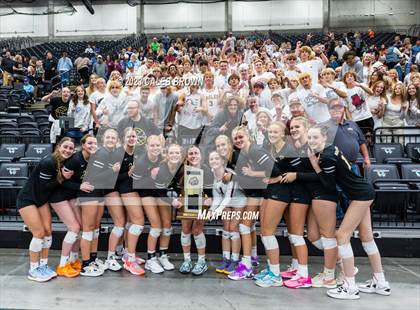 Thumbnail 2 in Maple Mountain vs. Bountiful (UHSAA 5A Final) photogallery.