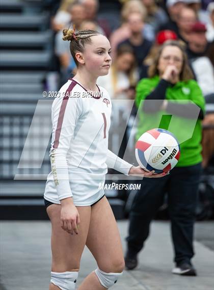 Thumbnail 2 in Maple Mountain vs. Bountiful (UHSAA 5A Final) photogallery.