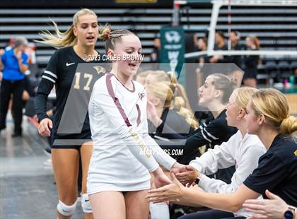 Thumbnail 3 in Maple Mountain vs. Bountiful (UHSAA 5A Final) photogallery.