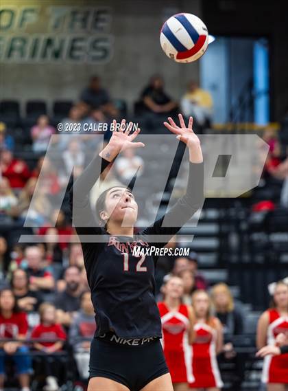 Thumbnail 2 in Maple Mountain vs. Bountiful (UHSAA 5A Final) photogallery.