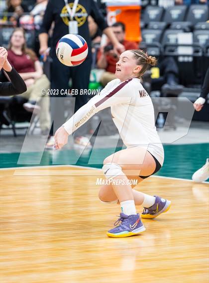 Thumbnail 1 in Maple Mountain vs. Bountiful (UHSAA 5A Final) photogallery.