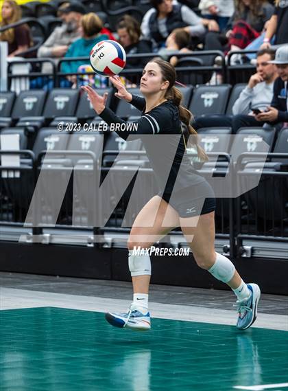 Thumbnail 1 in Maple Mountain vs. Bountiful (UHSAA 5A Final) photogallery.
