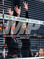 Photo from the gallery "Maple Mountain vs. Bountiful (UHSAA 5A Final)"
