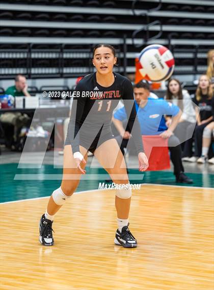 Thumbnail 1 in Maple Mountain vs. Bountiful (UHSAA 5A Final) photogallery.