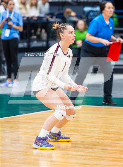 Thumbnail 3 in Maple Mountain vs. Bountiful (UHSAA 5A Final) photogallery.
