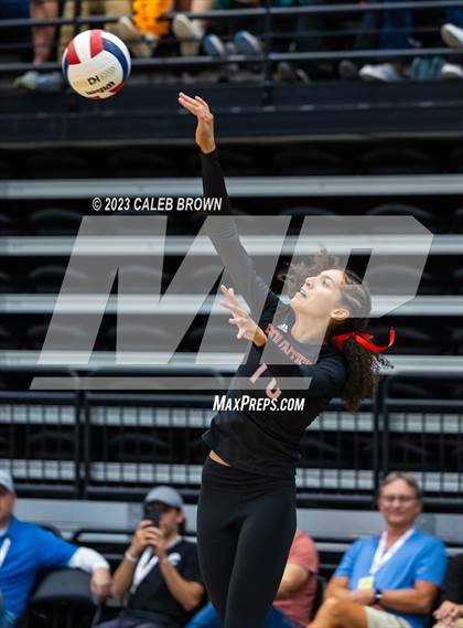 Thumbnail 1 in Maple Mountain vs. Bountiful (UHSAA 5A Final) photogallery.