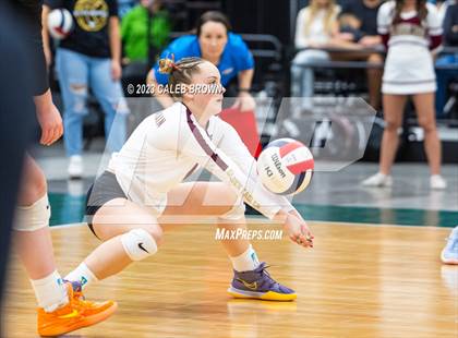 Thumbnail 1 in Maple Mountain vs. Bountiful (UHSAA 5A Final) photogallery.