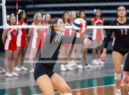 Thumbnail 3 in Maple Mountain vs. Bountiful (UHSAA 5A Final) photogallery.