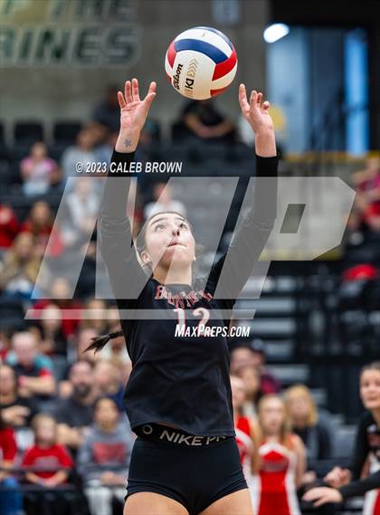 Thumbnail 2 in Maple Mountain vs. Bountiful (UHSAA 5A Final) photogallery.