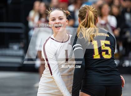 Thumbnail 3 in Maple Mountain vs. Bountiful (UHSAA 5A Final) photogallery.