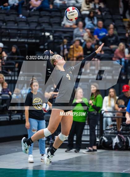 Thumbnail 3 in Maple Mountain vs. Bountiful (UHSAA 5A Final) photogallery.