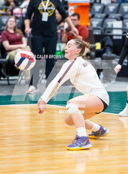 Thumbnail 2 in Maple Mountain vs. Bountiful (UHSAA 5A Final) photogallery.