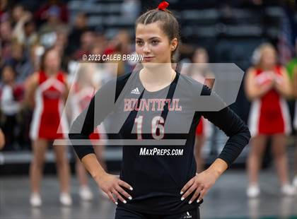 Thumbnail 2 in Maple Mountain vs. Bountiful (UHSAA 5A Final) photogallery.