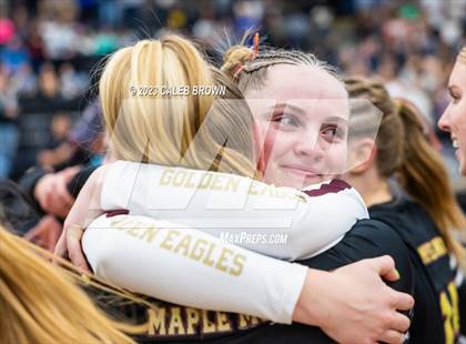 Thumbnail 1 in Maple Mountain vs. Bountiful (UHSAA 5A Final) photogallery.