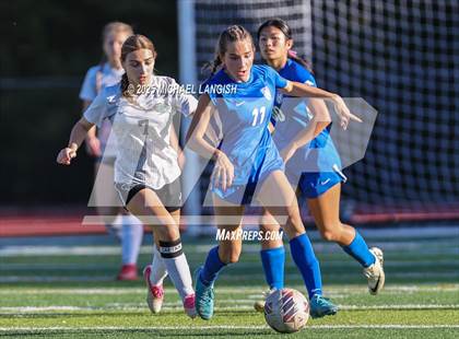 Thumbnail 3 in Raritan @ Holmdel photogallery.