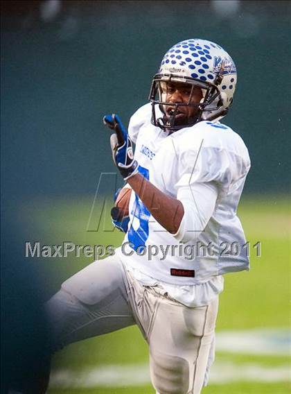 Thumbnail 1 in Brookside Christian vs. Bishop's (CIF State D4 Final) photogallery.