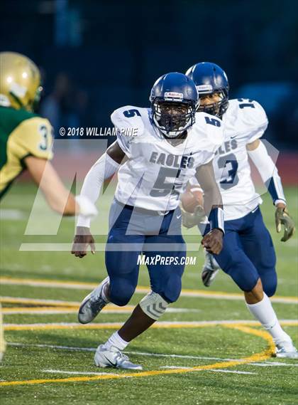 Thumbnail 2 in Burke Catholic @ Roosevelt photogallery.
