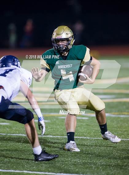 Thumbnail 3 in Burke Catholic @ Roosevelt photogallery.