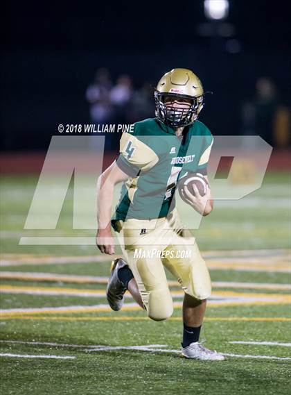 Thumbnail 2 in Burke Catholic @ Roosevelt photogallery.