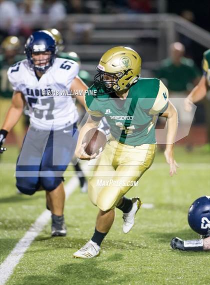 Thumbnail 3 in Burke Catholic @ Roosevelt photogallery.