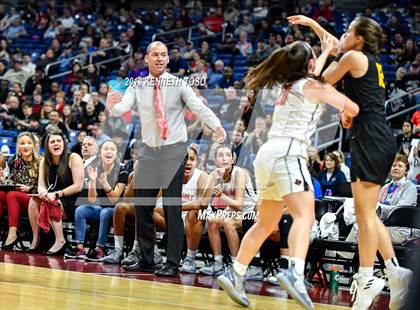 Thumbnail 3 in Liberty vs. Amarillo (UIL 5A Final) photogallery.