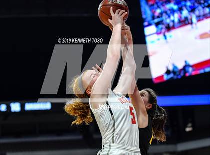 Thumbnail 1 in Liberty vs. Amarillo (UIL 5A Final) photogallery.