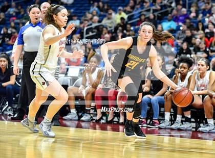Thumbnail 2 in Liberty vs. Amarillo (UIL 5A Final) photogallery.