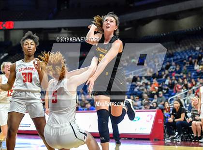 Thumbnail 2 in Liberty vs. Amarillo (UIL 5A Final) photogallery.