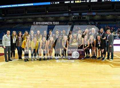 Thumbnail 2 in Liberty vs. Amarillo (UIL 5A Final) photogallery.