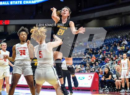 Thumbnail 1 in Liberty vs. Amarillo (UIL 5A Final) photogallery.