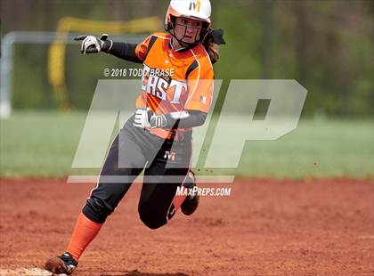 Thumbnail 2 in Dobyns-Bennett vs Morristown East (Eastman-Kingsport Invitational) photogallery.