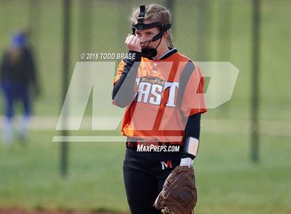 Thumbnail 2 in Dobyns-Bennett vs Morristown East (Eastman-Kingsport Invitational) photogallery.