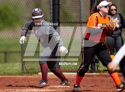 Thumbnail 1 in Dobyns-Bennett vs Morristown East (Eastman-Kingsport Invitational) photogallery.