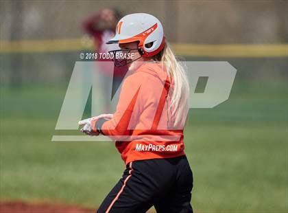 Thumbnail 3 in Dobyns-Bennett vs Morristown East (Eastman-Kingsport Invitational) photogallery.