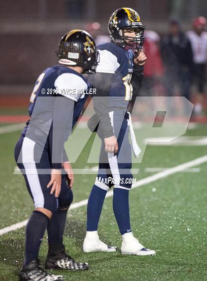 Thumbnail 3 in Neah Bay vs. Tacoma Baptist (WIAA 1B 1st Round) photogallery.