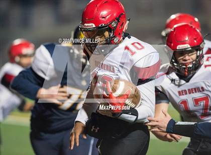 Thumbnail 3 in Neah Bay vs. Tacoma Baptist (WIAA 1B 1st Round) photogallery.