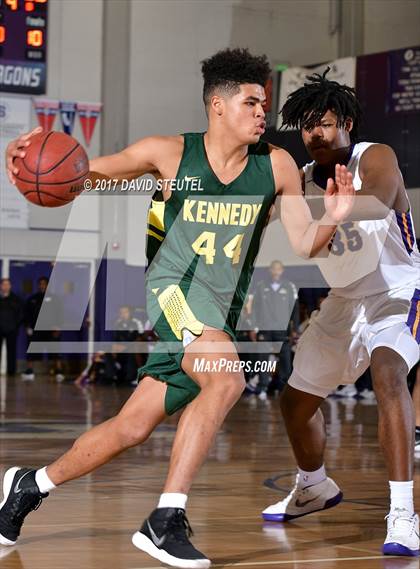 Thumbnail 1 in Kennedy vs. Washington (St. Hope Elite Classic) photogallery.