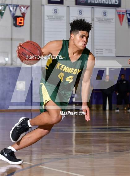 Thumbnail 3 in Kennedy vs. Washington (St. Hope Elite Classic) photogallery.