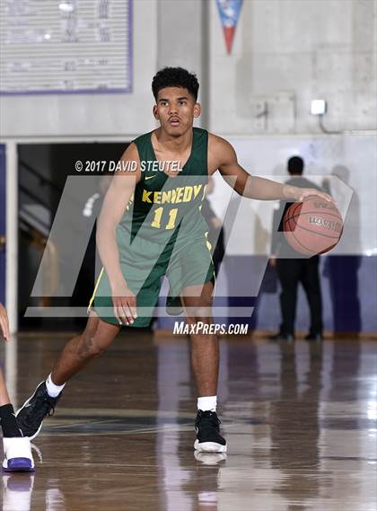 Thumbnail 2 in Kennedy vs. Washington (St. Hope Elite Classic) photogallery.