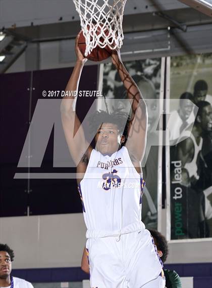Thumbnail 2 in Kennedy vs. Washington (St. Hope Elite Classic) photogallery.