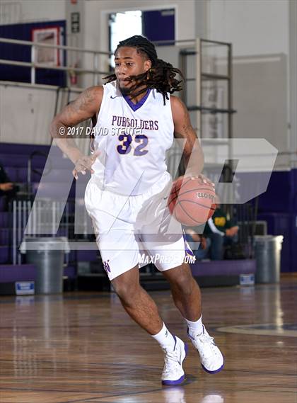 Thumbnail 3 in Kennedy vs. Washington (St. Hope Elite Classic) photogallery.