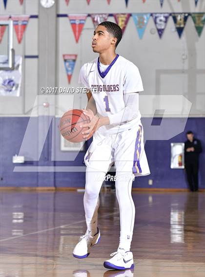 Thumbnail 1 in Kennedy vs. Washington (St. Hope Elite Classic) photogallery.