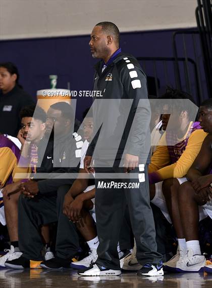 Thumbnail 3 in Kennedy vs. Washington (St. Hope Elite Classic) photogallery.