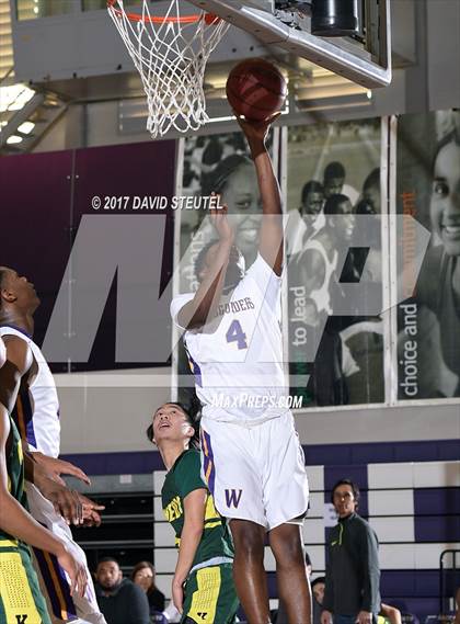 Thumbnail 3 in Kennedy vs. Washington (St. Hope Elite Classic) photogallery.